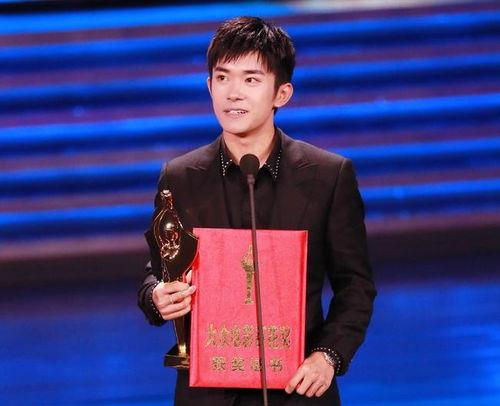 吃瓜娱乐任嘉伦戚薇